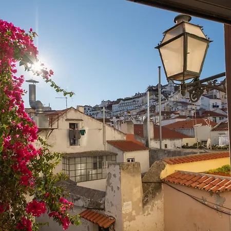 Alfama, The Heart Of Fado - Minutes From Tram 28 * ליסבון