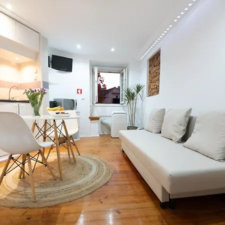 Alfama, The Heart Of Fado - Minutes From Tram 28 Apartamento *